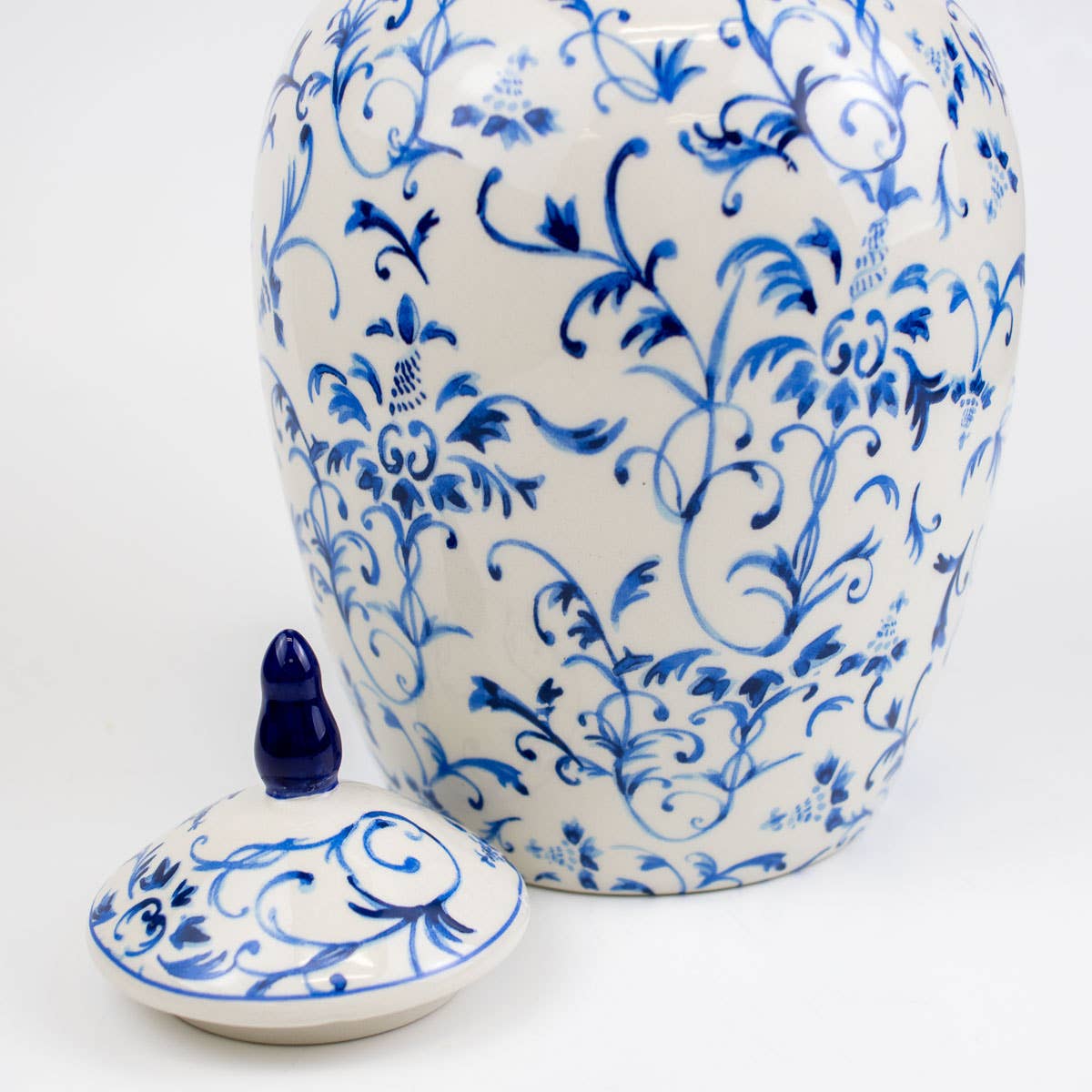 Imperial Palace Ginger Jar Blue/White 6.25x10x6.25