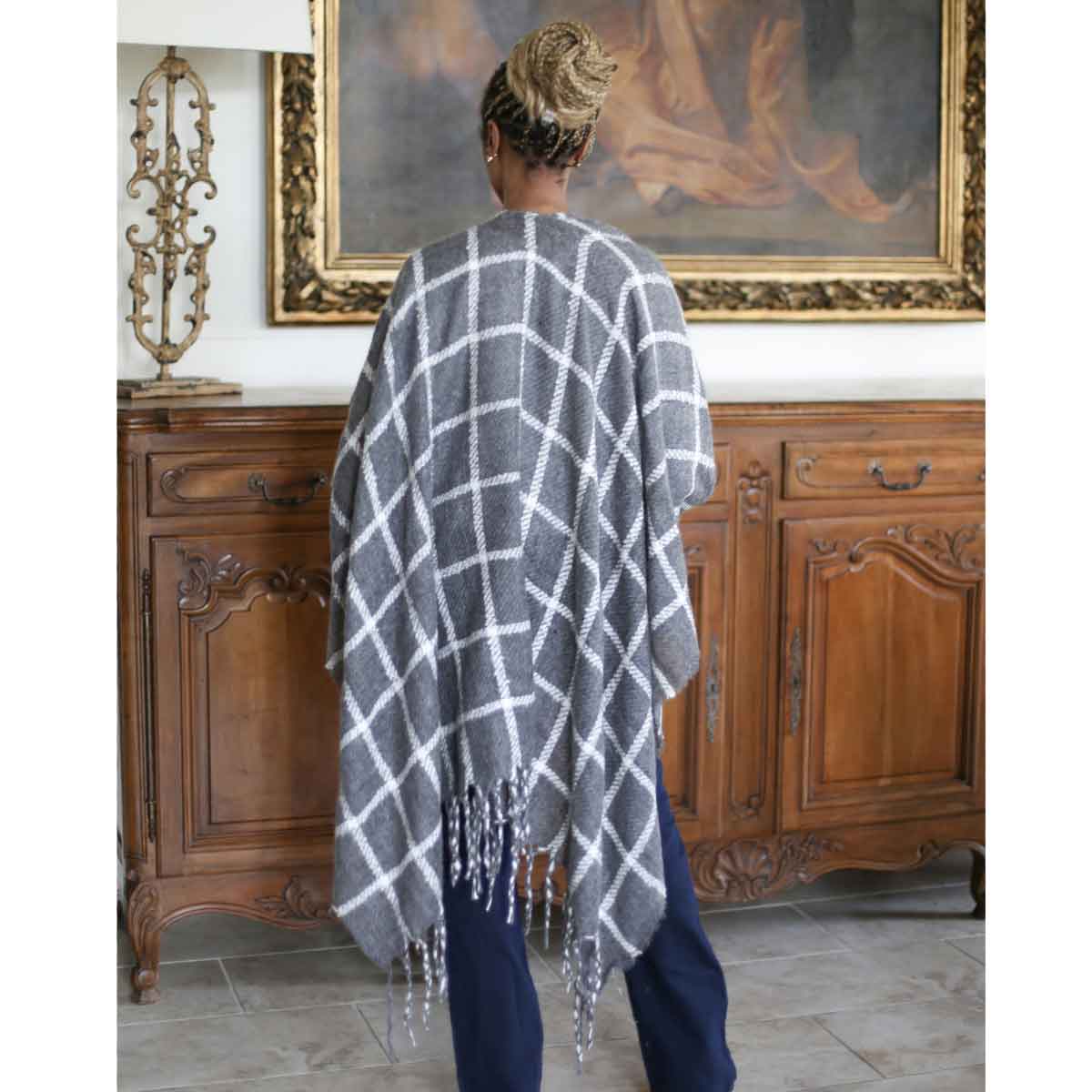 Cheryl Cape Wrap Gray/Ivory One Size